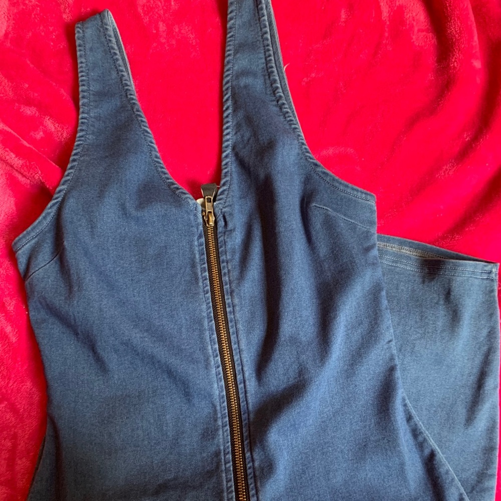 Iris ,Zipper detail, Denim dress. - Picture 7 of 10